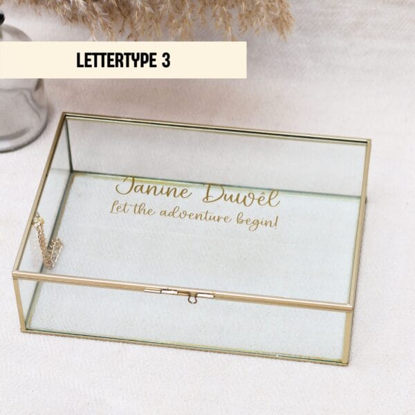 Memorybox L Ideefabriek glazen box gepersonaliseerd kraamcadeau babybox goud