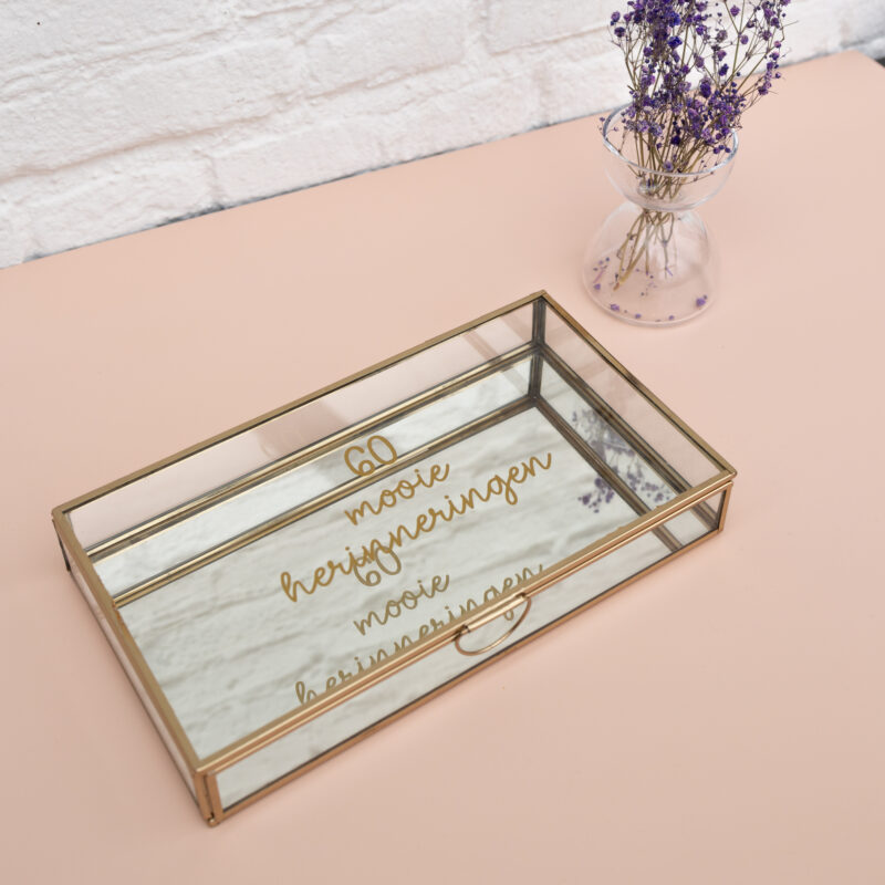 F1 glazen box gepersonaliseerd memorybox M goud ideefabriek 60 jaar cadeau